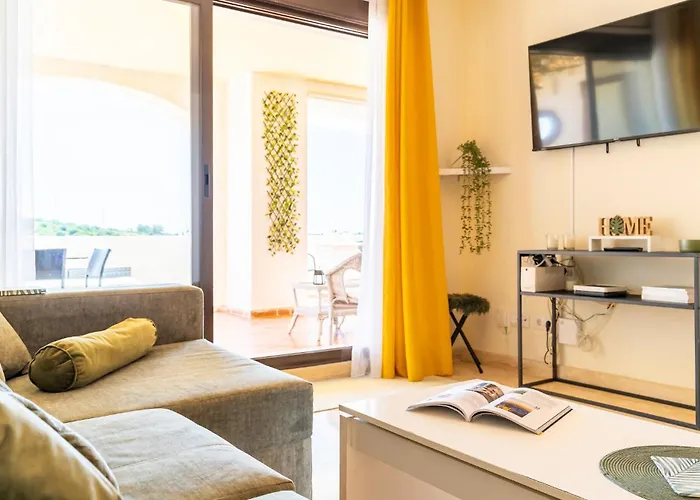Apartamento Lovely In With Wifi Estepona